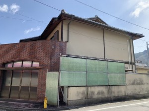 奈良県吉野郡吉野町塀・ガレージ塗装工事