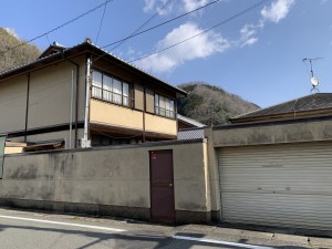 奈良県吉野郡吉野町塀・ガレージ塗装工事